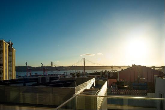 4 Bedroom with river view, Apartment, Lapa, Lisbon