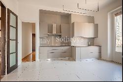 Spacious apartment in Porta Nuova area