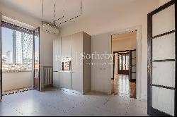 Spacious apartment in Porta Nuova area