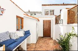 Rustic Mediterranean House with Views in Puigmoltó.