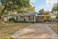 7433 Pensacola Avenue, Fort Worth, TX 76116