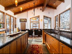 The Perfect Ski Retreat In Ridge Run 