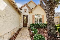 One-Story Garden Home in Emerald Forest