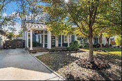 Charming Bungalow in Alamo Heights