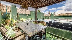 Stylish large 3 bedroom Riad with prime location