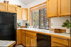 56939 Central Lane #3 Sunriver, OR 97707