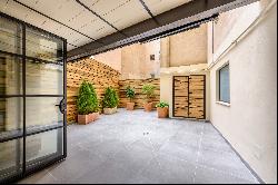 Apartamento con patio interior en alquiler cerca de Santa Catalina