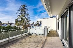 Spacious and comfortable penthouse in Waldtrudering