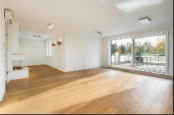 Spacious and comfortable penthouse in Waldtrudering