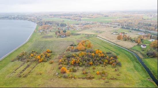 8.1 ha of building land on the banks of the Daugava River