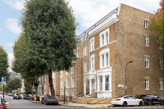 A stunning apartment set within a desirable new development close to Kensington Olympia, W