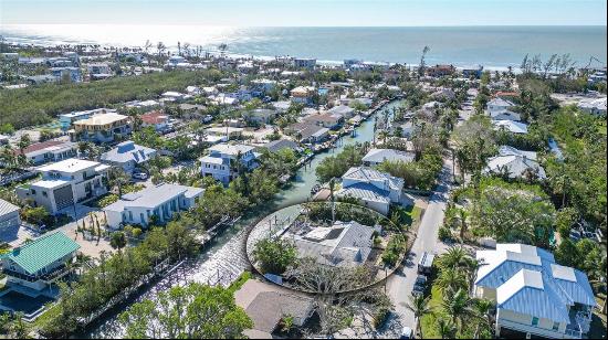 592 JUAN ANASCO DRIVE, Longboat Key, FL, 34228, USA