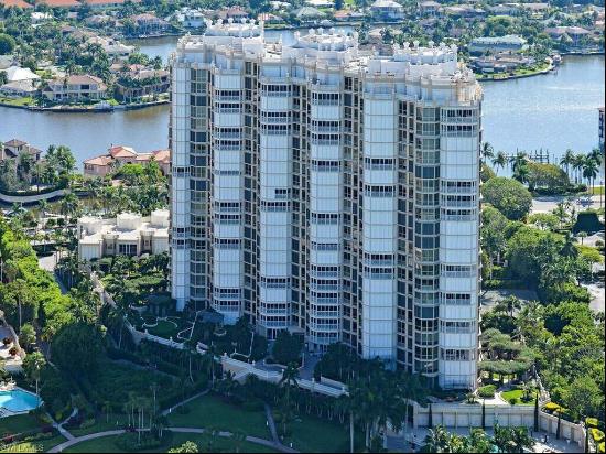 4021 Gulf Shore Blvd, #1002, Naples, FL, 34103, USA