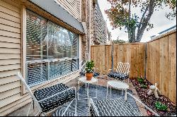 Two Bedroom Newly Remodeled Condo in the Heart of Oak Lawn