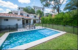 Contemporary-style residence in the Las Lomas neighborhood.