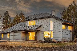 900 NW Chelsea Loop Bend, OR 97703