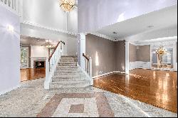 Spacious Inwood Home