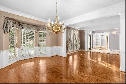 Spacious Inwood Home