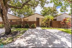 22278 Whistling Pines Ln #B, Boca Raton FL 33428