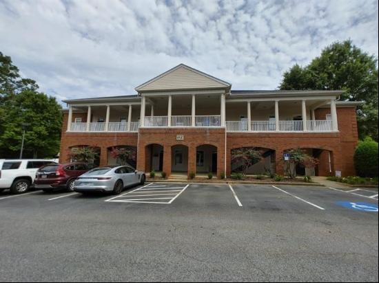 570 W Crossville Road #203, Roswell GA 30075