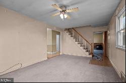 421 Avenue C, Horsham PA 19044