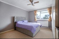 Lodge Hill Road, Lower Bourne, Farnham, Surrey, GU10 3QW