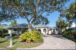 862 Carolina Circle SW, Vero Beach FL 32962