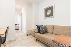 Magnificent flat, facing the courtyard, 3 bedrooms, one en suite, Madrid 28009