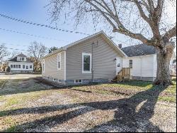 1002 Weinbach Avenue, Evansville IN 47711