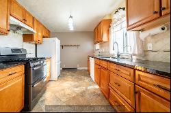 217 W 21st St, Grand Island NE 68801