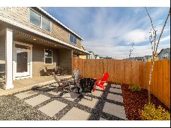 1096/1098 NE 12th Ave, Rockaway Beach OR 97136