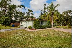 8955 Crest Lane, Fort Myers FL 33907