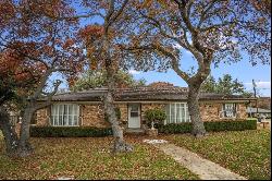 3225 Sharpview Circle, Dallas TX 75228