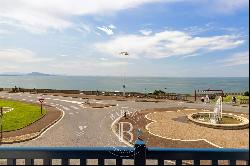 BIARRITZ, COTE DES BASQUES, 240 M² HOUSE WITH SEA VIEW TO RENOVATE