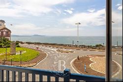 BIARRITZ, COTE DES BASQUES, 240 M² HOUSE WITH SEA VIEW TO RENOVATE