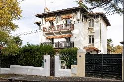 BIARRITZ PARC D'HIVER, APARTMENT WITH GARDEN, BALCONY AND GARAGE AND CELLAR