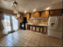 812 Valencia Drive NE, Albuquerque NM 87108