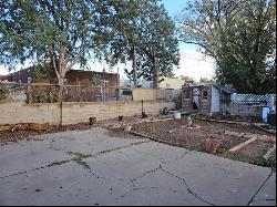 812 Valencia Drive NE, Albuquerque NM 87108