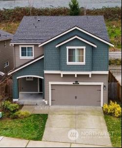 28026 15th Avenue S, Federal Way WA 98003