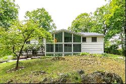 42 Curry Lane, Hyde Park NY 12538