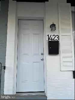 1423 S Marston Street, Philadelphia PA 19146