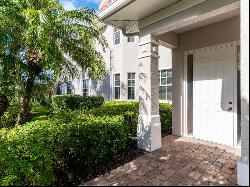 7869 Hawthorne Dr Unit 303, Naples FL 34113