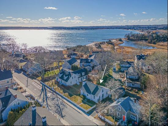 9 Pearl Street, Mattapoisett MA 02739