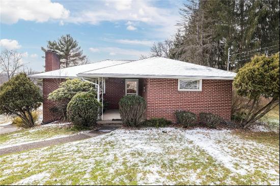 267 Franklin Terrace, N Franklin Twp PA 15301