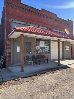 214 N Main Street, Clarksdale MO 64430