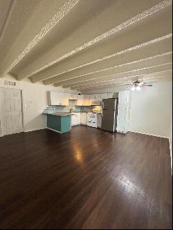 1100 Alvarado Drive SE Unit 303, Albuquerque NM 87108