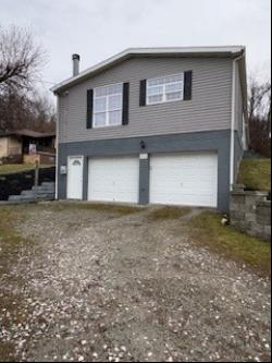 215 S Thompson Ln, Hempfield Twp - Wml PA 15642