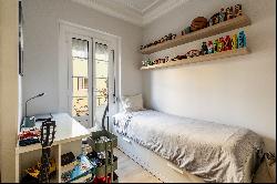 Flat, 3 bedrooms, for Sale