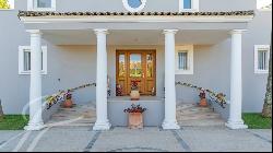 Mougins - Elegant villa in a sought-after gated domain