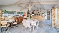 Mougins - Elegant villa in a sought-after gated domain